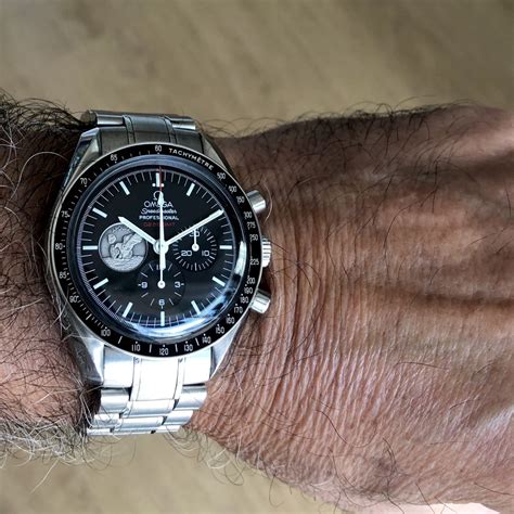 Speedmaster Moonwatch Professional 42 mm, steel on steel .